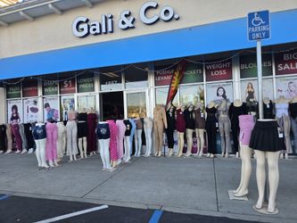 😱EVERYTHING ON SALE 😱 1557 N SANBORN RD SALINAS CA 