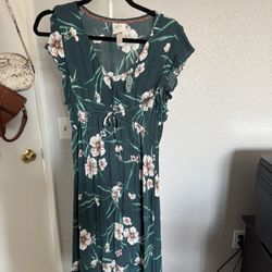 Forever 21 And Shein Dresses 2$ Each