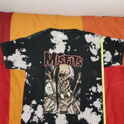 Misfits brand XS Bleach Dyed