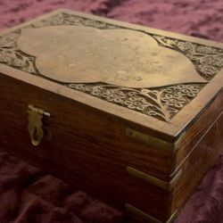 Handcrafted Wood Essential Oil Box