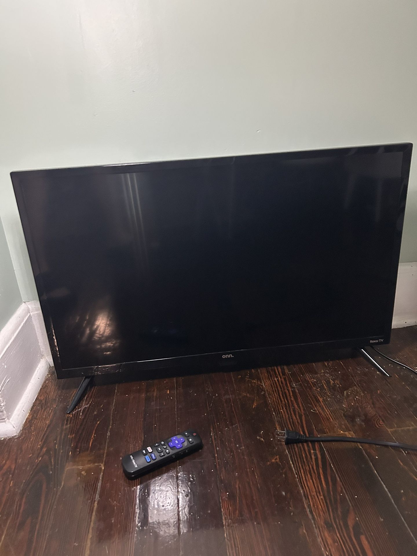 32” Smart TV 