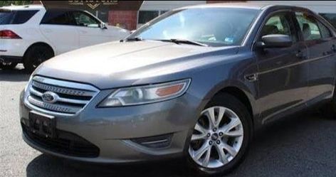 2013 Ford Taurus