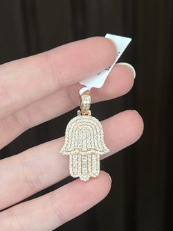Hamsas Pendant
