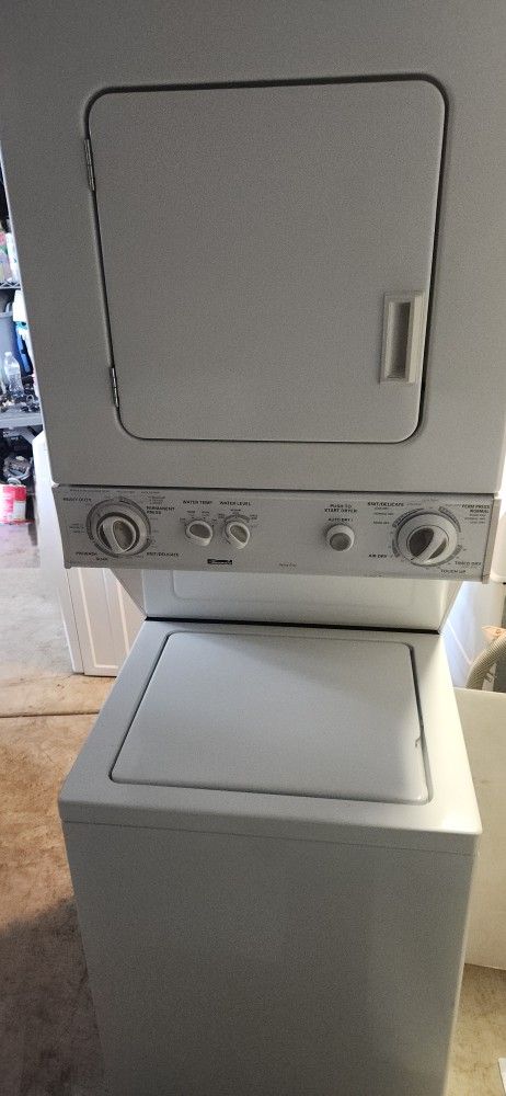 24" stackable Kenmore washer and Gas Dryer