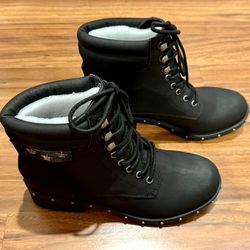 Womens Rock and Candy, black color combat boots, size 6