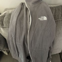 North face sweater