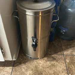 Iced Tea / Coffee Dispenser