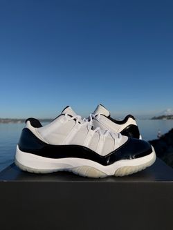 Air Jordan retro 11 low concord Size 11