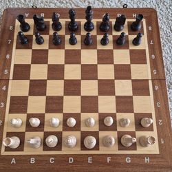 Medium Folding Chess Checkers Backgammon Set Board Pieces