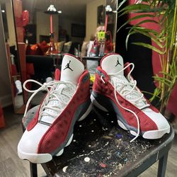 $70 Jordan 13s sz8