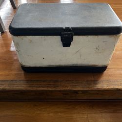 Vintage Ice Chest 