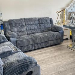Livingroom Sofá And Loveseat New In The Store In Gray