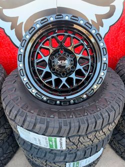 XM701 GLOSS BLACK
17x9 6x139.7
Tire 265//70//17 KUMHO RT
$1290 all 4 wheels and tires