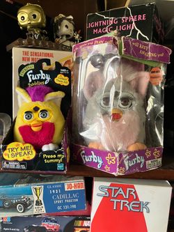 Vintage original 1998 Furby & Talking Furby buddies tiger