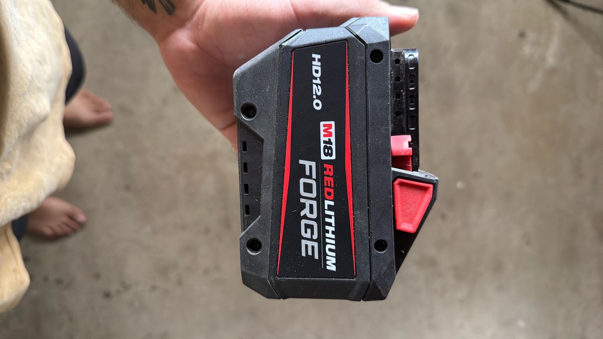 MILWAUKEE 12.0 Battery