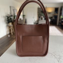 Kaeiu Leather Tote Bag
