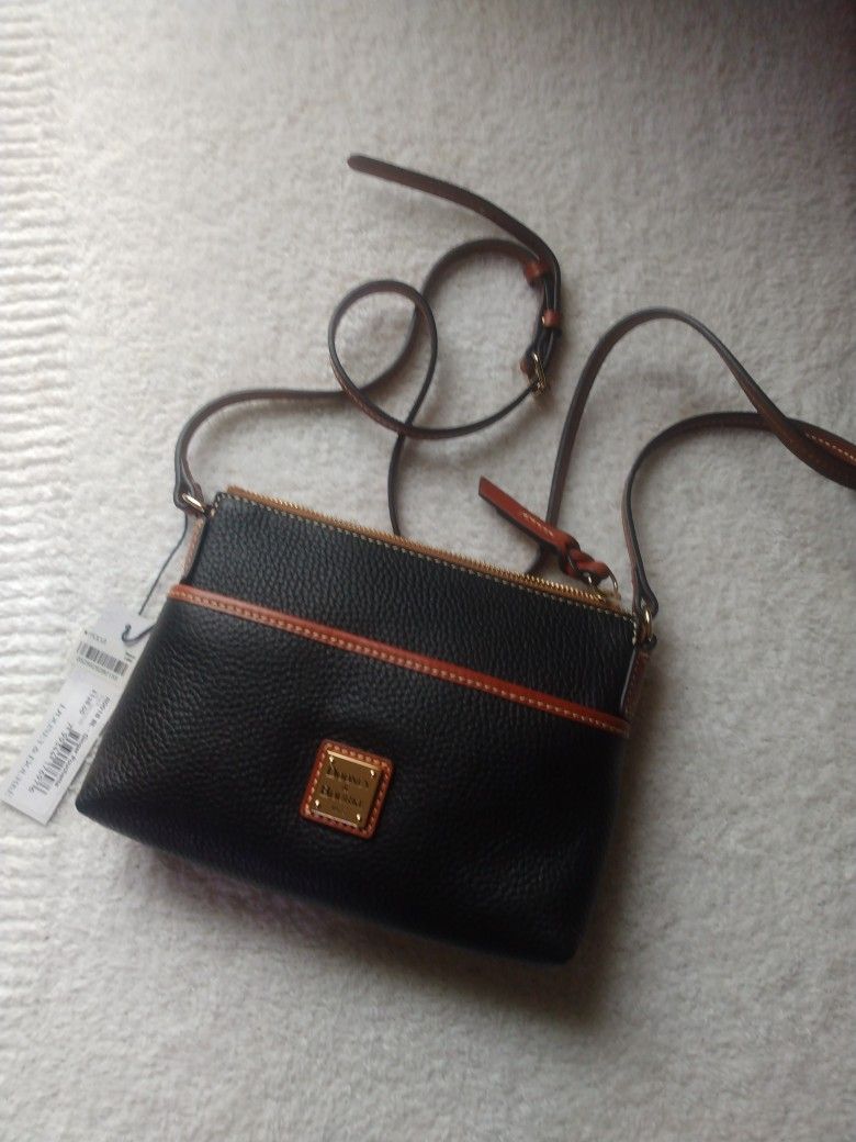 Dooney & Bourke Purse