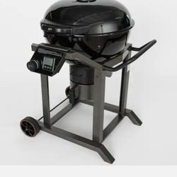 LOCO
22.5 in. SmartTemp Kettle Charcoal Grill in Black with Stand Brand New  $250 FIRM PRICE / IN The Box 