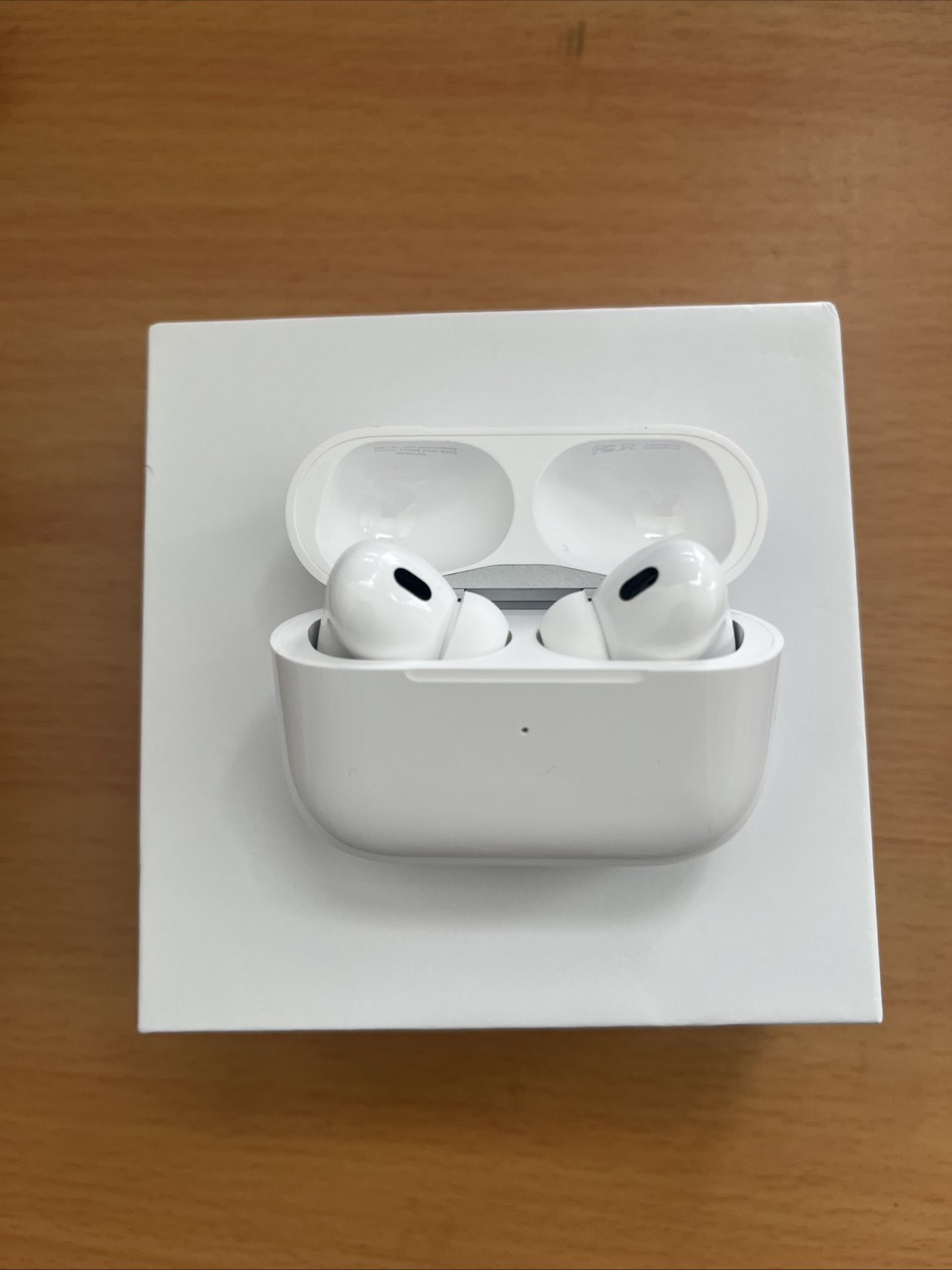 Airpods pro 2nd Generation wireless charging case 
