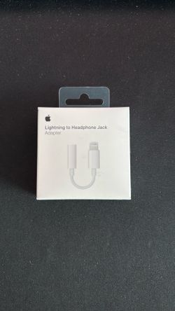 Apple Lightning To Headphone Jack