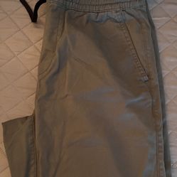 Hollister Men’s Advanced Stretch Skinny Jogger- New With Tags!