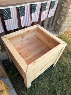 Handmade Cedar Wood Planter Box