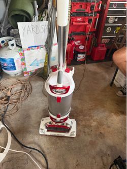 Shark - Rotator Professional Lift-Away NV501 Bagless Upright Vacuum - Red  $150 obo cash only