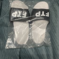 FTP Two Tone Slide Size 10