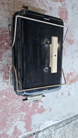 Vintage MARLBORO MILES Weber Go ANYWHERE Grill