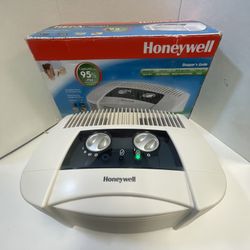 Honeywell HEPAClean Compact Air Purifier Cleaner HEPA Filter Pet Allergies 16200