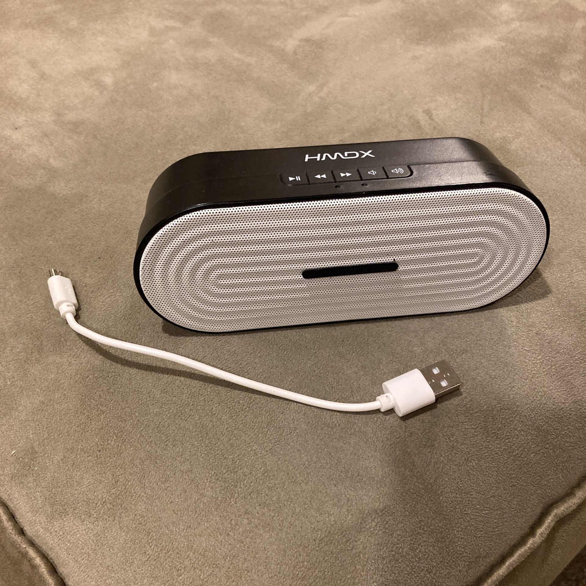 Bluetooth Speaker With Charging Cable