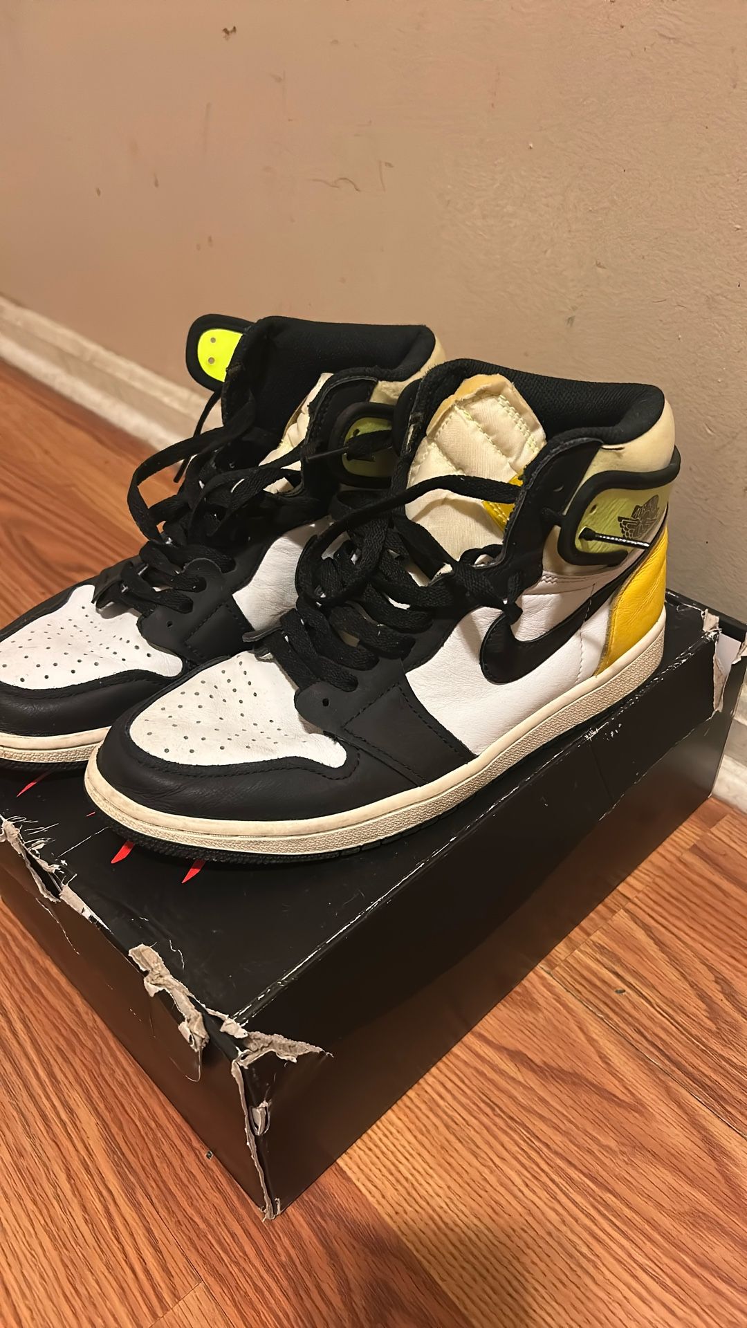 Jordan’s 1s Retro High Volt University Gold