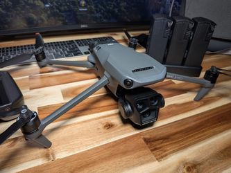 DJI Mavic 3 Pro Fly More Combo + RC Pro