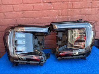 2021 2022 2024 GMC Yukon Headlights FULL LED LH RH