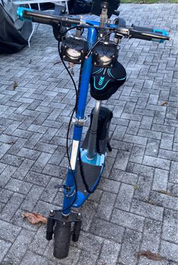 Electric Scooter w/ Seat – Suspension, Dual Headlights & More Upgrades