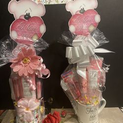MOTHERS DAY GIFT BASKET