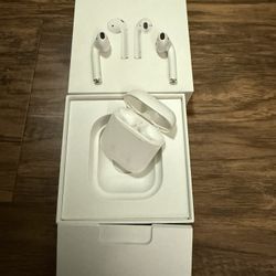 Apple AirPods