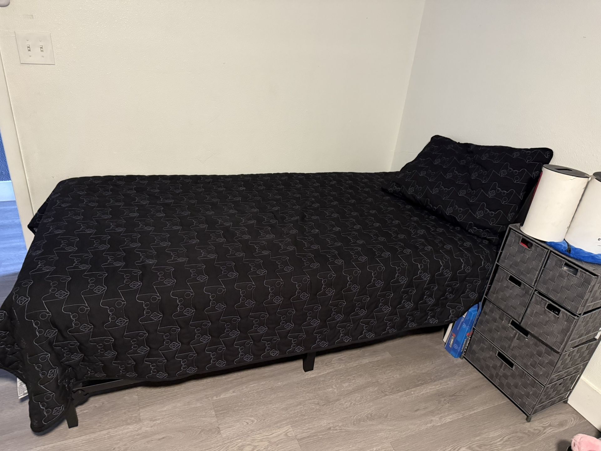 Twin Bed