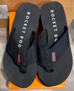 Rocket Dog Women's Crush Comfort Foam Platform Flip Flop Sandal.  Cash only.    No electronic payments or trades.    No delivery.   Porch pick up avai