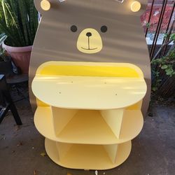 Toddler bookshelf