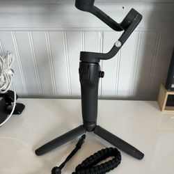DJI Osmo Mobile 6 Stabilizer Gimbal
