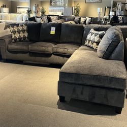 Grey 2PC Sectional