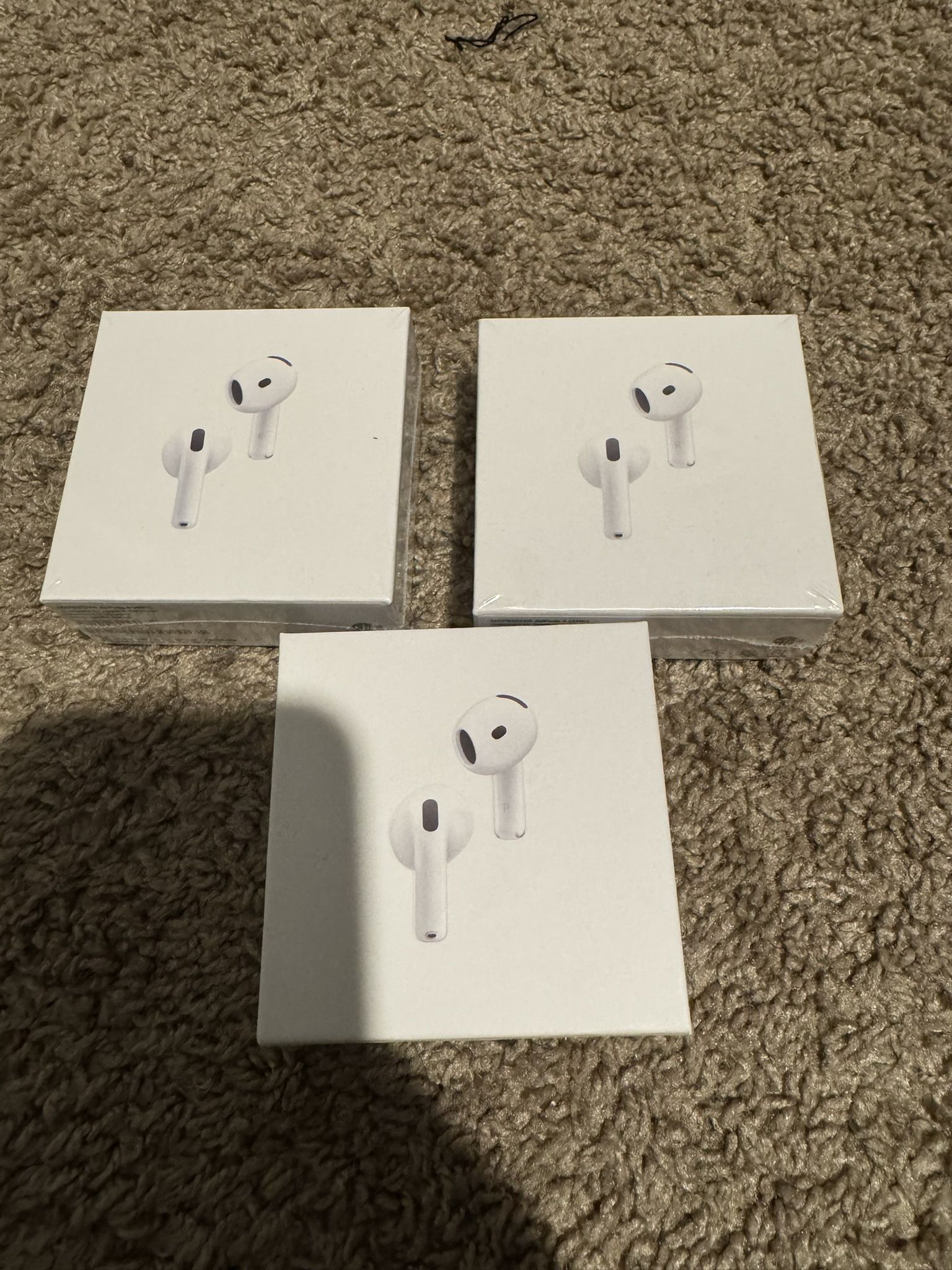 Brand New Airpods 4 w/ Noise Cancellation & Warranty