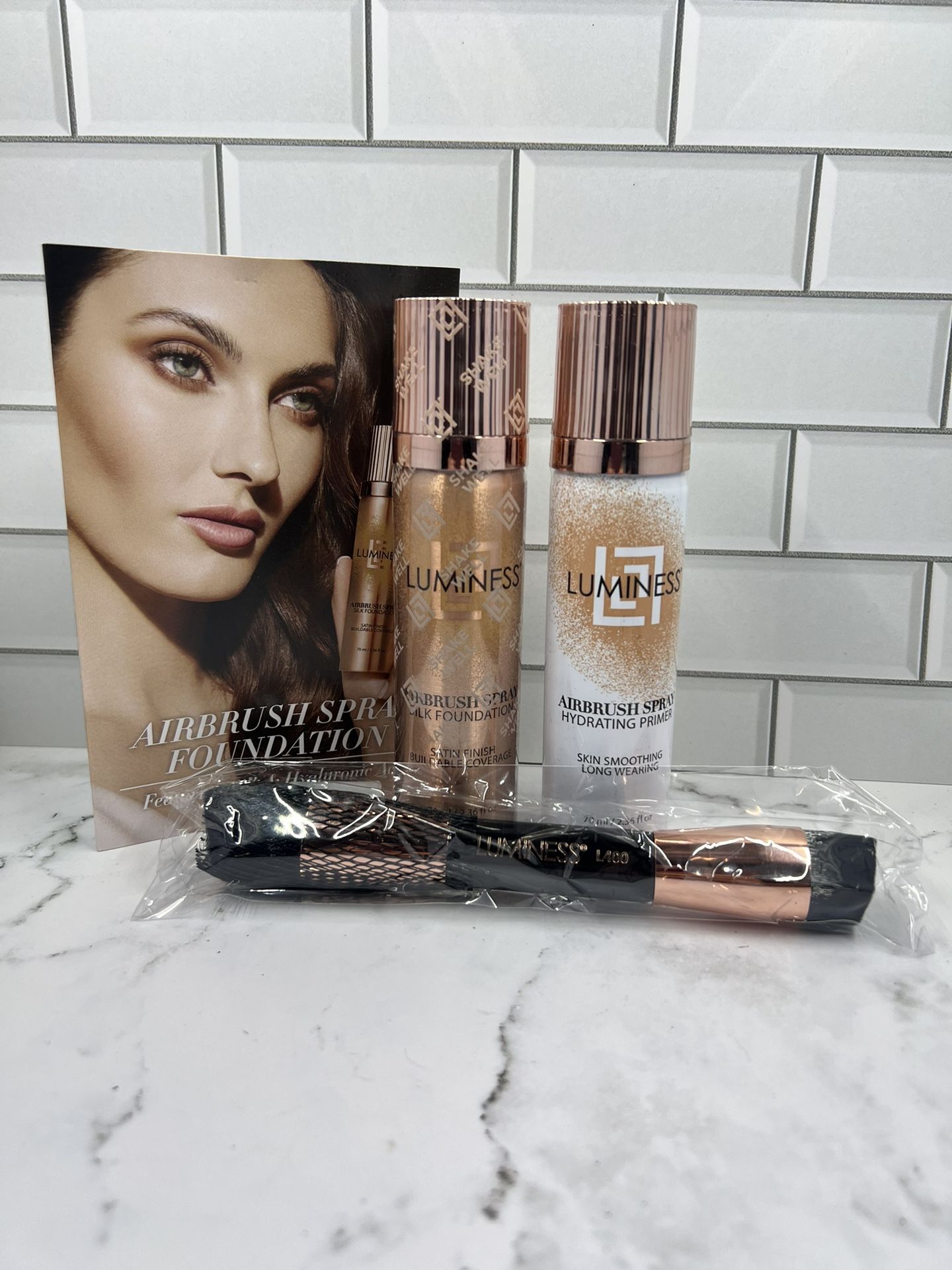 Luminess Airbrush Spray Silk Foundation & primer with Buffing Brush Kit