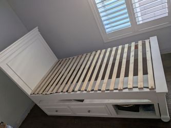 Twin bed