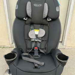 GRACO SLIMFIT CONVERTIBLE 