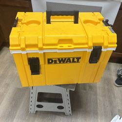 DEWALT ToughSystem Cooler.