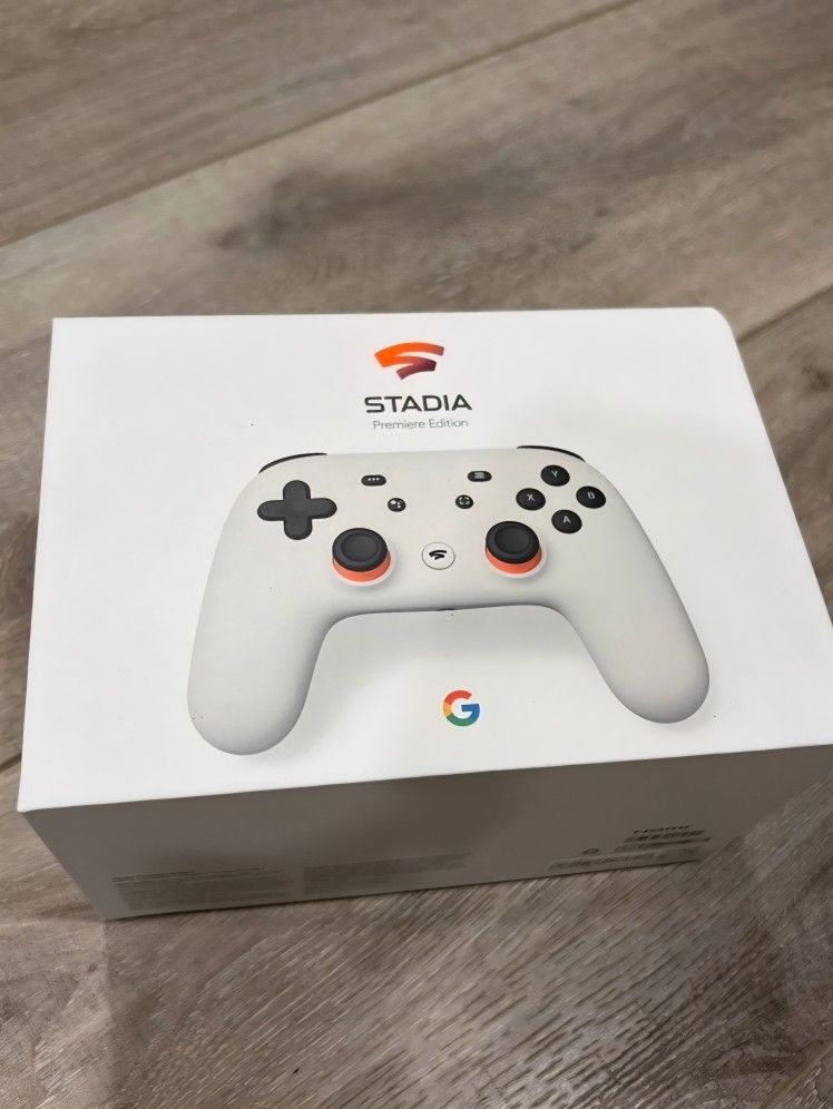 Google Chromecast Ultra (4K) With Stadia Controller (Premier Edition)