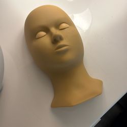 Lash Model Dummy 