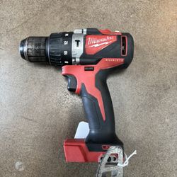Milwaukee 1/2” Hammer Drill/Driver 